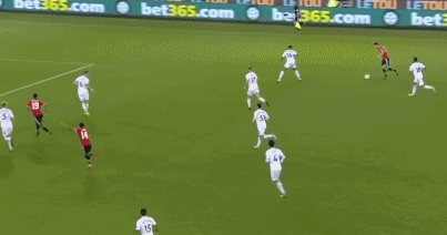 都灵vs那不勒斯赛事前瞻分析：双方近10次对阵那不勒斯6胜4平